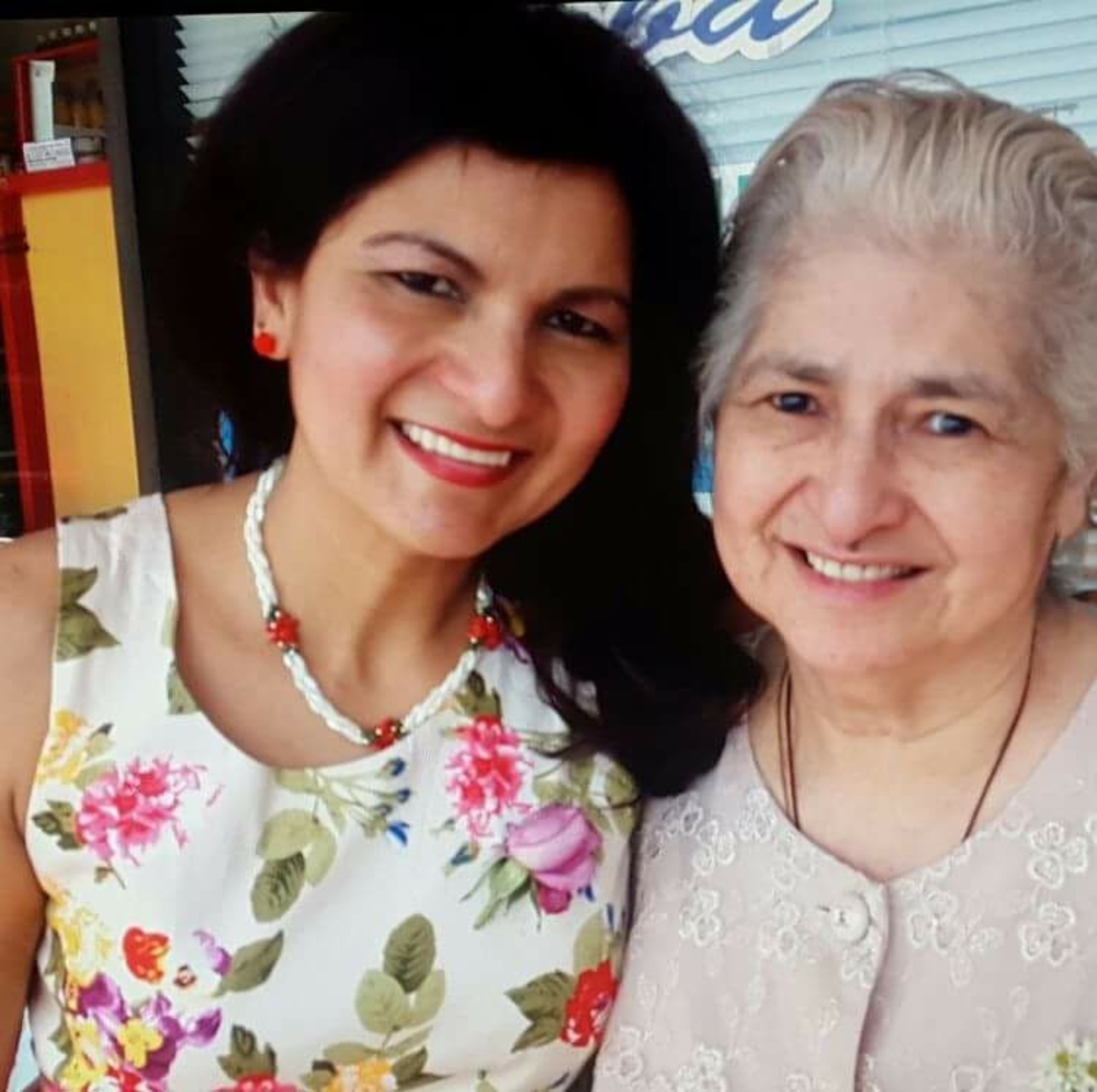 Meet your Posher, Blanca magdalena